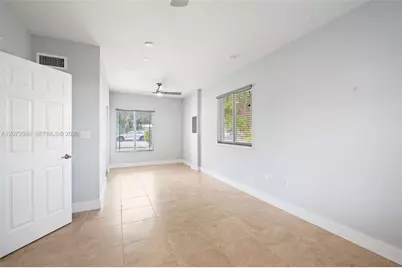 4 Transylvania Ave #B, Key Largo, FL 33037 - Photo 11