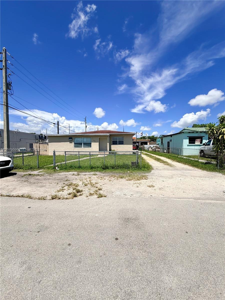 695 NW 130th St - 695 NW 130th St, North Miami, FL 33168 Luxury Property | Jose Angel Pina