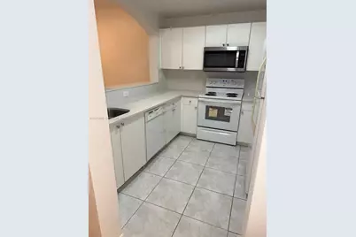 8956 W Flagler St #208, Miami, FL 33174 - Photo 3
