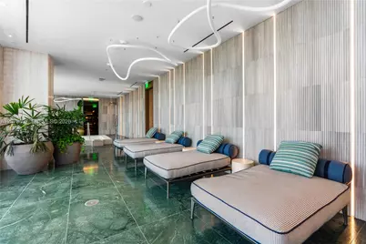 1400 Biscayne Blvd #804, Miami, FL 33132 - Photo 17
