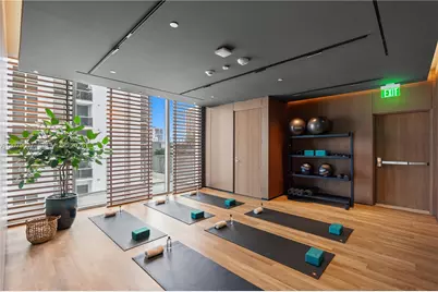 1400 Biscayne Blvd #804, Miami, FL 33132 - Photo 27