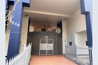546 SW 1st St #611, Miami, FL 33130 - Photo 9