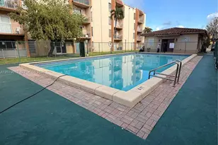 4715 NW 7th St, Miami, FL 33126 - Photo 27