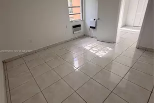 4715 NW 7th St, Miami, FL 33126 - Photo 11