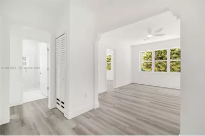 340 NE 125th St, North Miami, FL 33161 - Photo 49