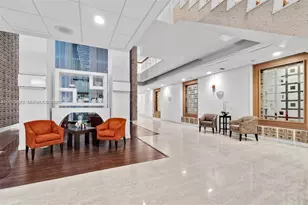 2899 Collins Ave, Miami Beach, FL 33140 - Photo 3