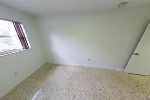 2712 W 10th Ave, Hialeah, FL 33010 - Photo 3