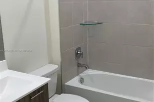 8301 NW 41st St, Doral, FL 33166 - Photo 27