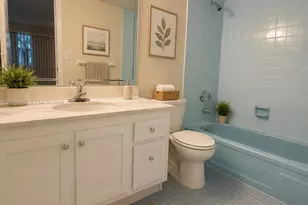 1035 Country Club Dr, Margate, FL 33063 - Photo 45