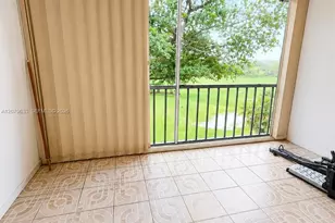 1035 Country Club Dr, Margate, FL 33063 - Photo 27