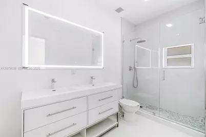 340 NE 125th St, North Miami, FL 33161 - Photo 27