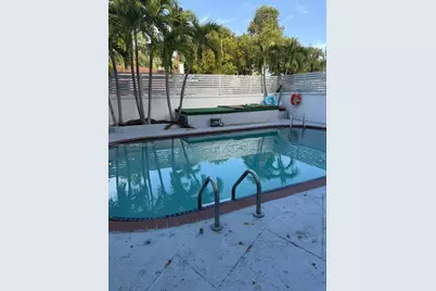 421 NE 68th St #8, Miami, FL 33138 - Photo 3