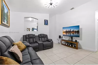 20752 SW 121st Ct, Miami, FL 33177 - Photo 7