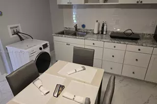 10901 NW 6th Ct, Plantation, FL 33324 - Photo 5