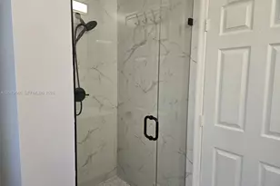 10901 NW 6th Ct, Plantation, FL 33324 - Photo 15