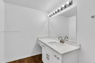 215 SW 117th Terrace, Pembroke Pines, FL 33025 - Photo 23