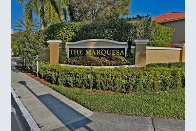 215 SW 117th Ter #14204, Pembroke Pines, FL 33025 - Photo 1