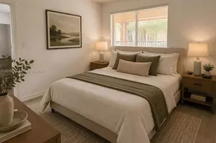 215 SW 117th Terrace, Pembroke Pines, FL 33025 - Photo 11