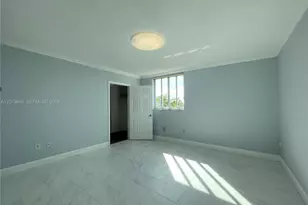 8888 Collins Ave, Surfside, FL 33154 - Photo 5