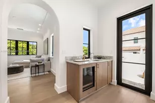 550 Malaga Ave, Coral Gables, FL 33134 - Photo 13