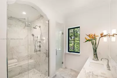 550 Malaga Ave #Villa 1, Coral Gables, FL 33134 - Photo 23
