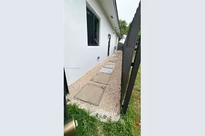 [Address not provided], Miami, FL 33176 - Photo 7