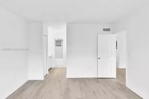 3626 NE 168th St, North Miami Beach, FL 33160 - Photo 11
