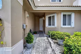 15891 SW 12th St, Pembroke Pines, FL 33027 - Photo 5