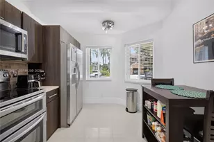 15891 SW 12th St, Pembroke Pines, FL 33027 - Photo 19