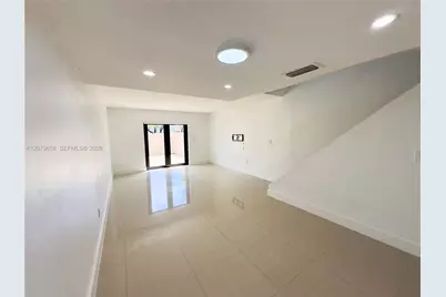 8010 SW 152nd Ave #211, Miami, FL 33193 - Photo 11