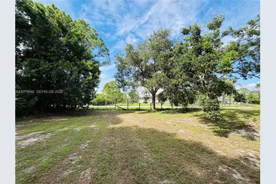 16298 N 90th St N, Loxahatchee, FL 33470 - Photo 11