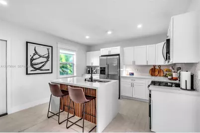 1165 NW 110th St, Miami, FL 33168 - Photo 3