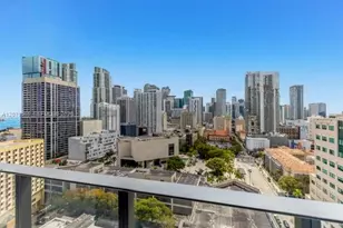 121 NE 5th St, Miami, FL 33132 - Photo 37