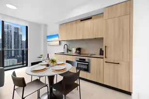 121 NE 5th St, Miami, FL 33132 - Photo 17