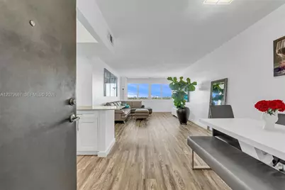 7441 Wayne #15I, Miami Beach, FL 33141 - Photo 7