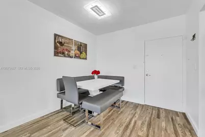 7441 Wayne #15I, Miami Beach, FL 33141 - Photo 9