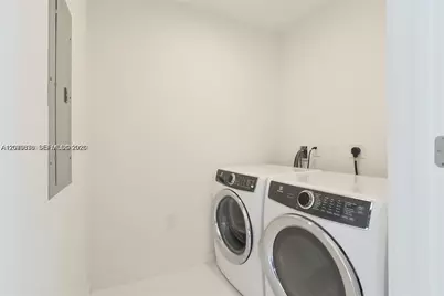 851 NE 1st Ave #4109, Miami, FL 33132 - Photo 7