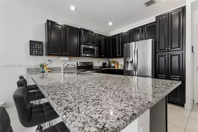 10972 SW 235th Ln #10972, Homestead, FL 33032 - Photo 5