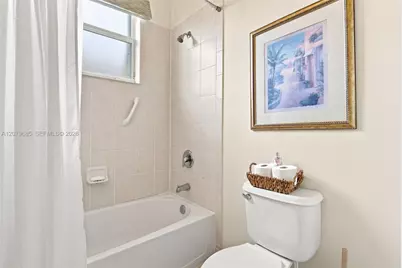 2466 NE 3rd Ct, Homestead, FL 33033 - Photo 23