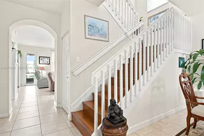 2466 NE 3rd Ct, Homestead, FL 33033 - Photo 11