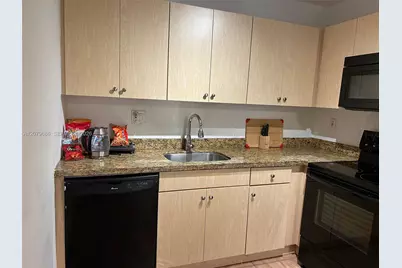 600 Three Islands Blvd #118, Hallandale Beach, FL 33009 - Photo 7