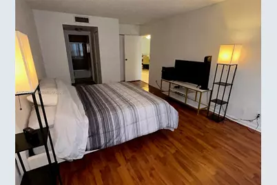 600 Three Islands Blvd #118, Hallandale Beach, FL 33009 - Photo 9