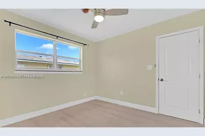 369 Phippen Waiters Rd, Dania Beach, FL 33004 - Photo 15