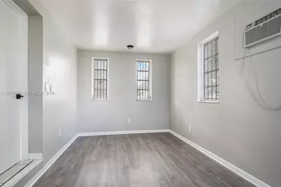 6535 NW 6th Ave, Miami, FL 33150 - Photo 9