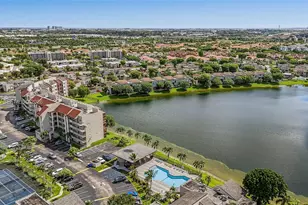 10300 NW 9th St Cir, Miami, FL 33172 - Photo 19