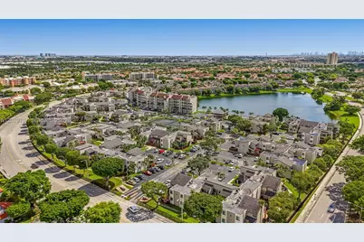 10300 NW 9th St Cir #203, Miami, FL 33172 - Photo 25