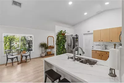 1416 Canary Island Dr, Weston, FL 33327 - Photo 23