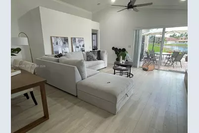 1416 Canary Island Dr, Weston, FL 33327 - Photo 5