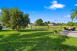 1416 Canary Island Dr, Weston, FL 33327 - Photo 17