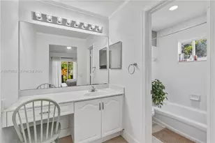 1416 Canary Island Dr, Weston, FL 33327 - Photo 35